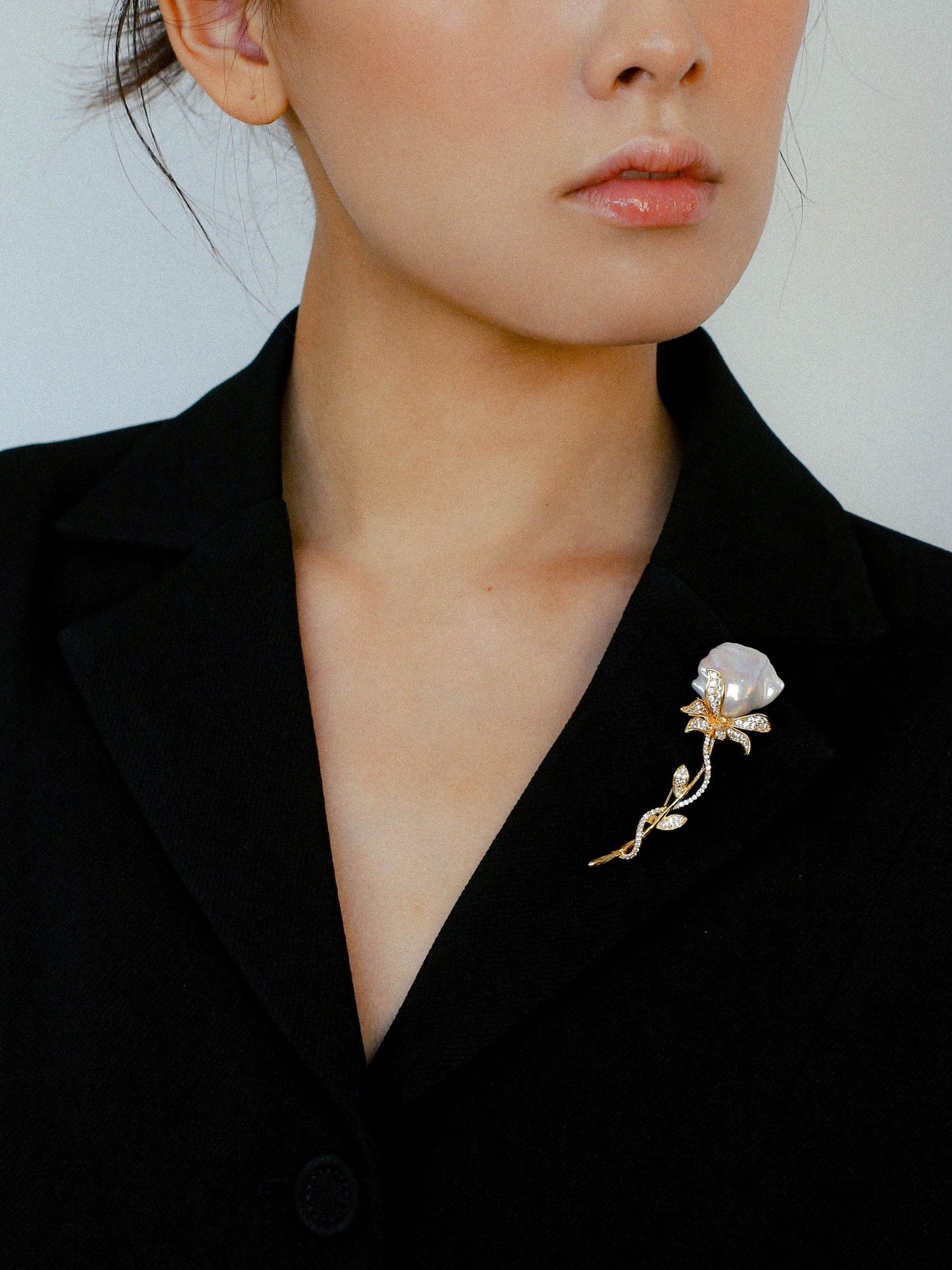 Rose Baroque Pearl Brooch