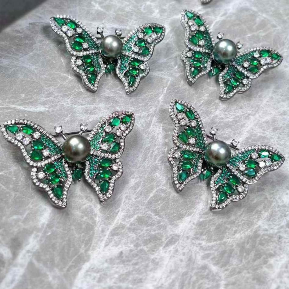 Exquisite Butterfly Brooch Tahitian Pearl