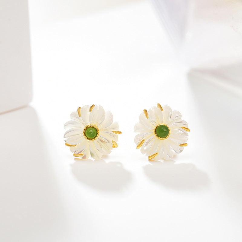 Daisy Shell and Green Jade Pearl Earrings