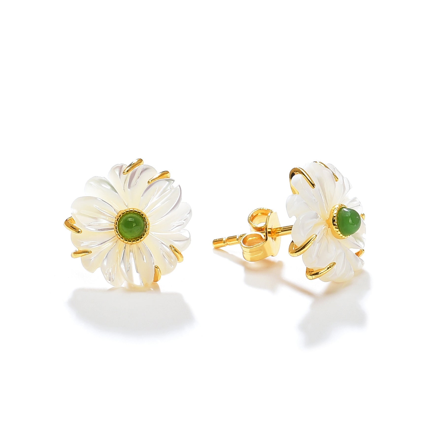 Daisy Shell and Green Jade Pearl Earrings