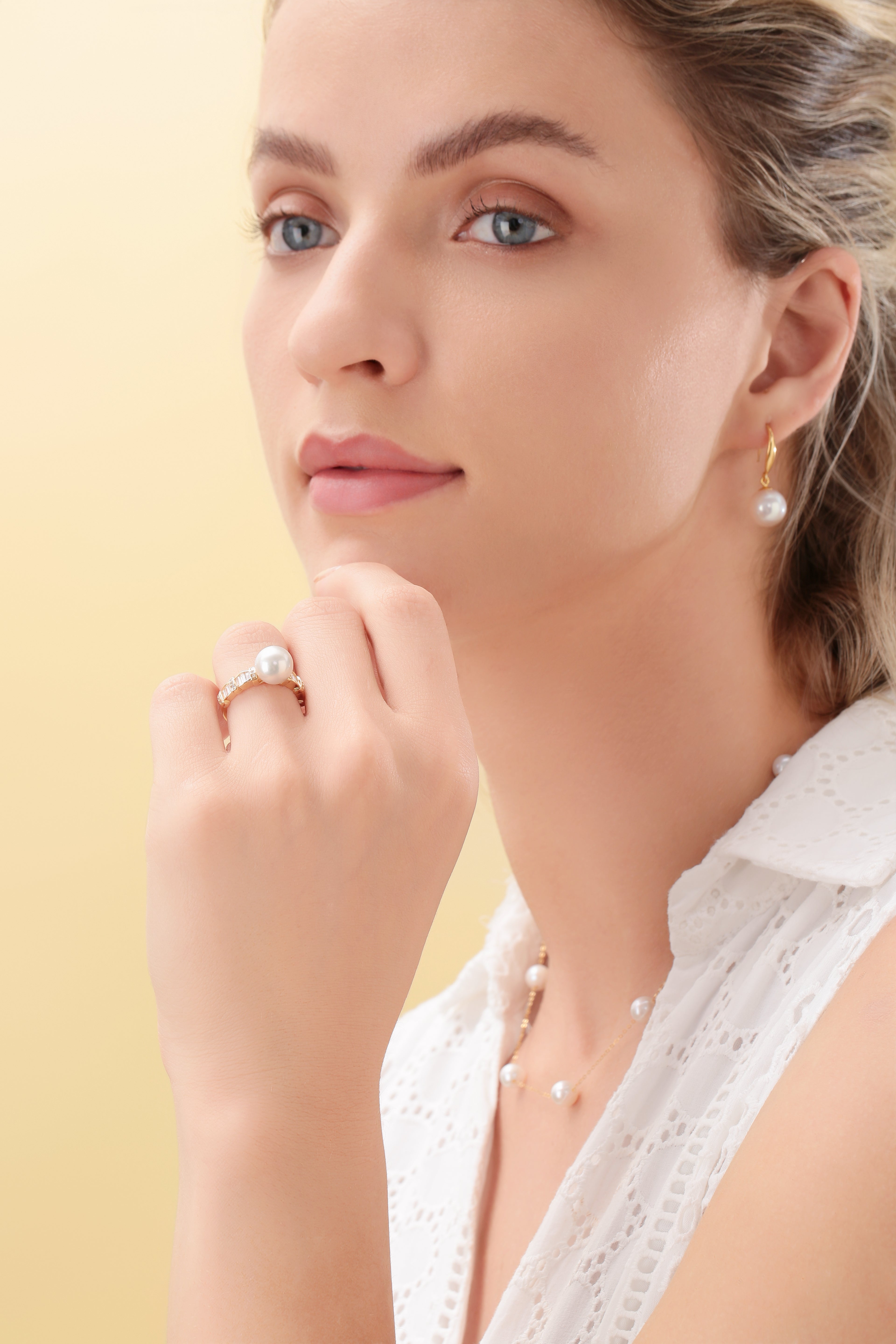 9-10mm Freshwater Pearl & Amanda Ring