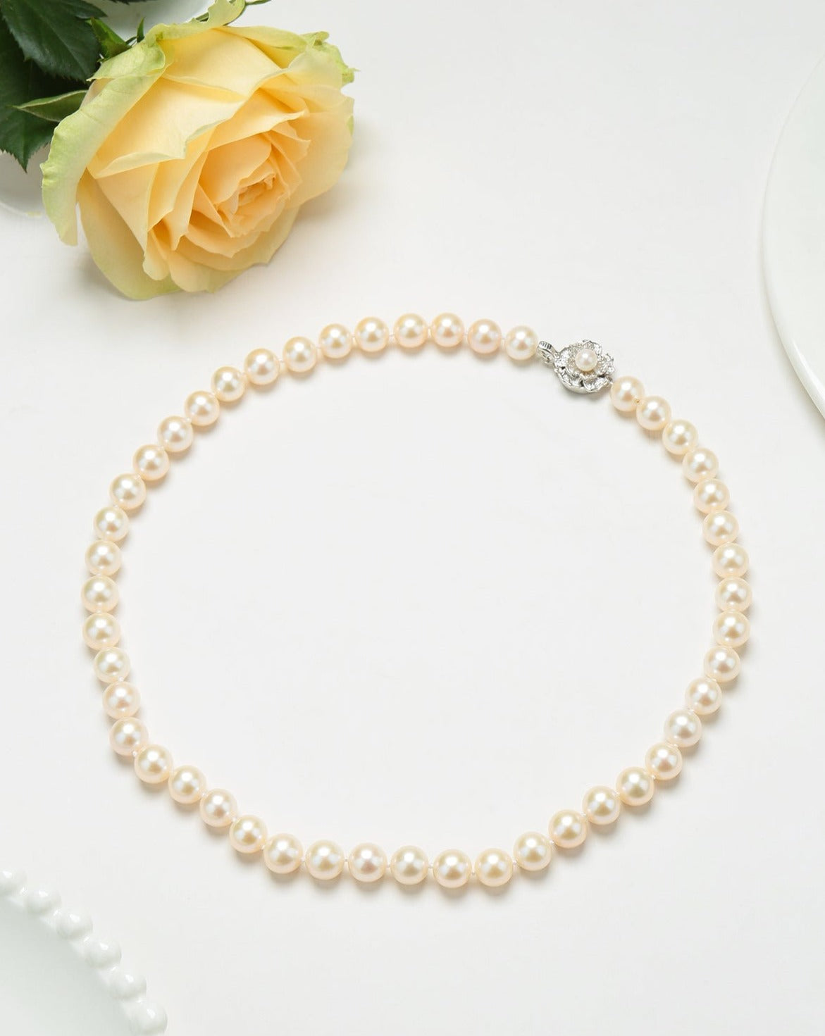 White 9-10mm Freshwater Pearl Necklace AAA Grade