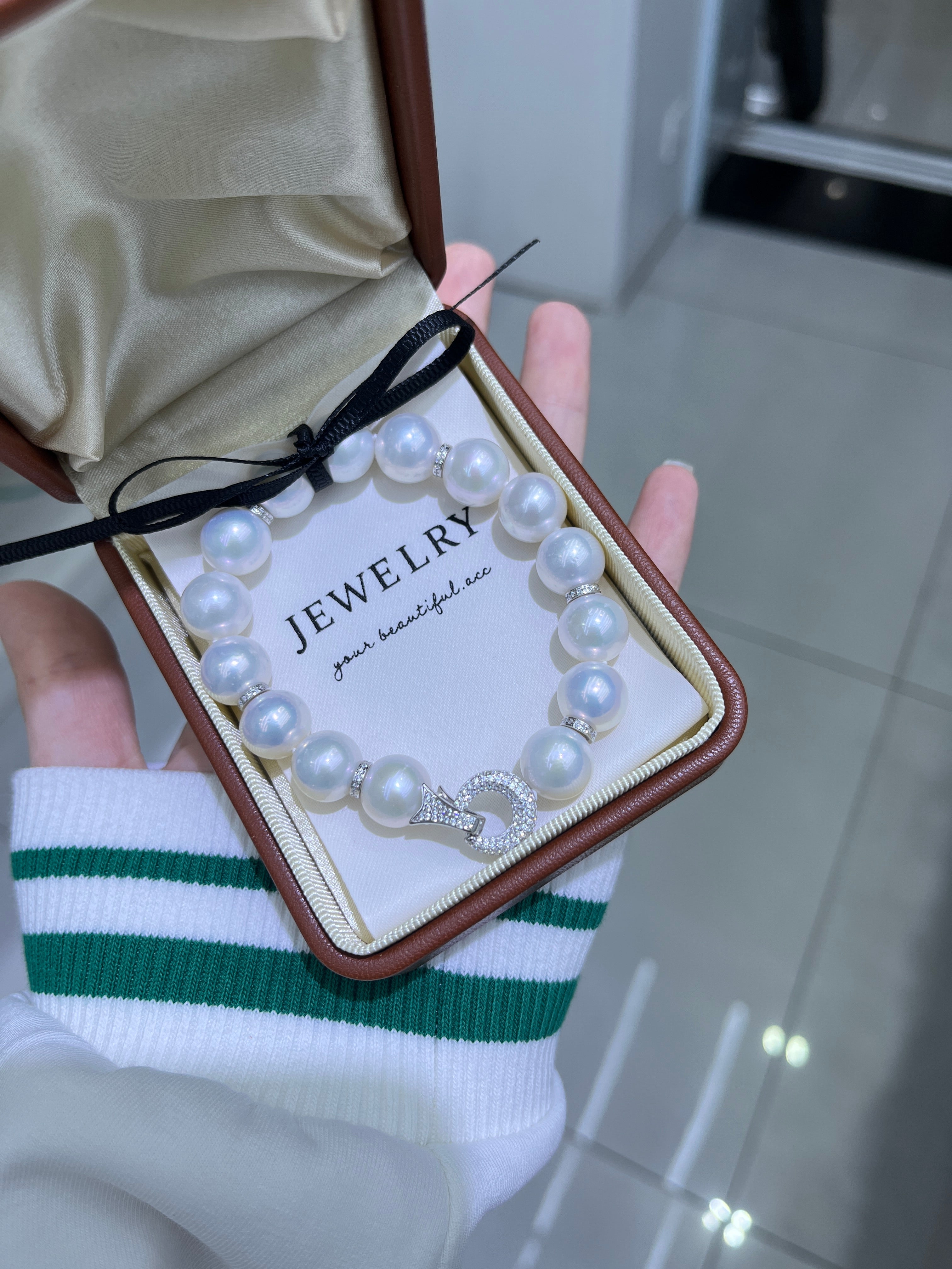 11-13mm Large Pearl Bracelet