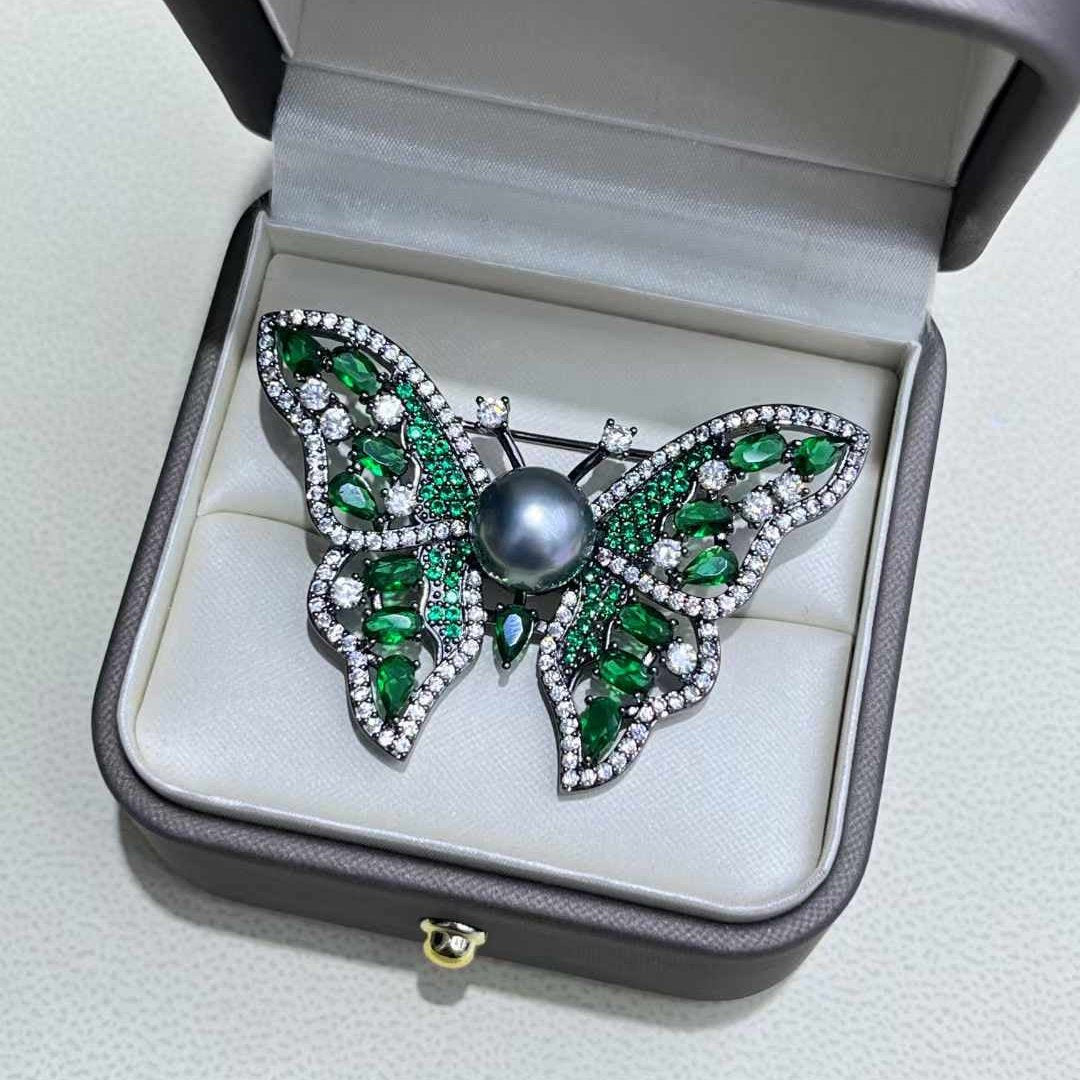 Exquisite Butterfly Brooch Tahitian Pearl