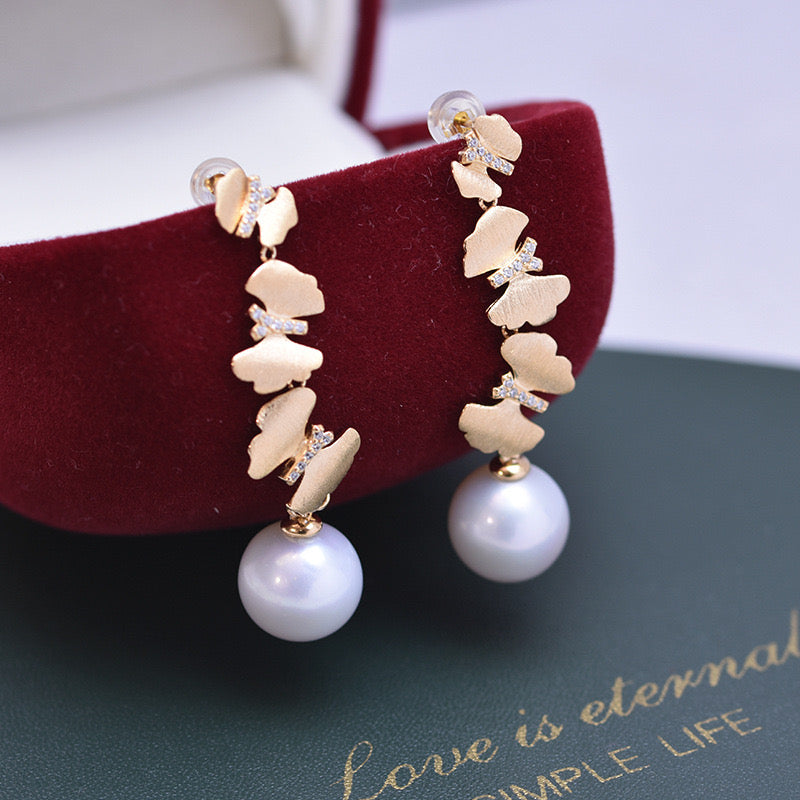 11-12mm Freshwater Pearl & Dancing Butterfly Earrings