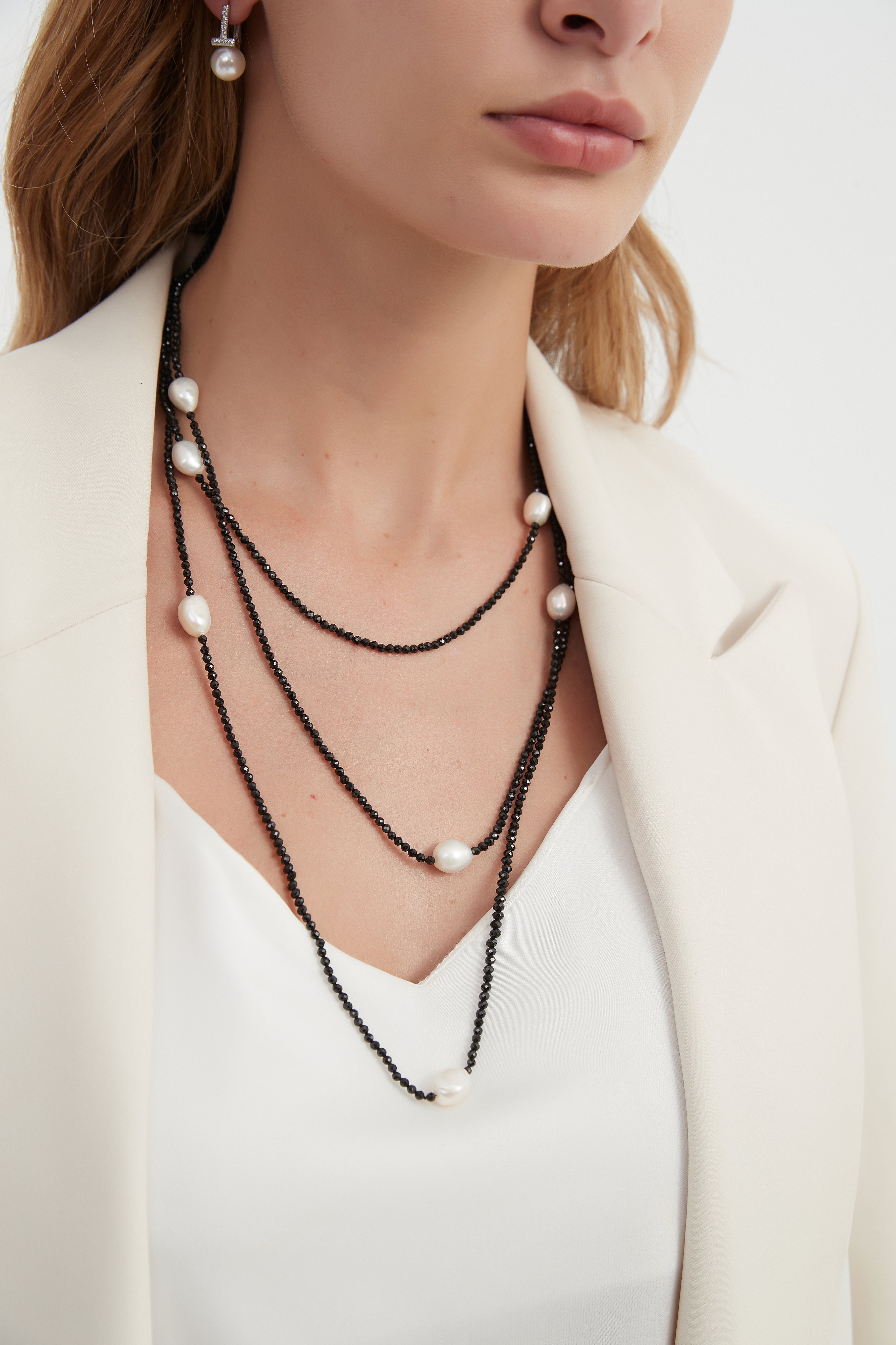 Black Spinel Beaded Baroque Pearls Long Necklace