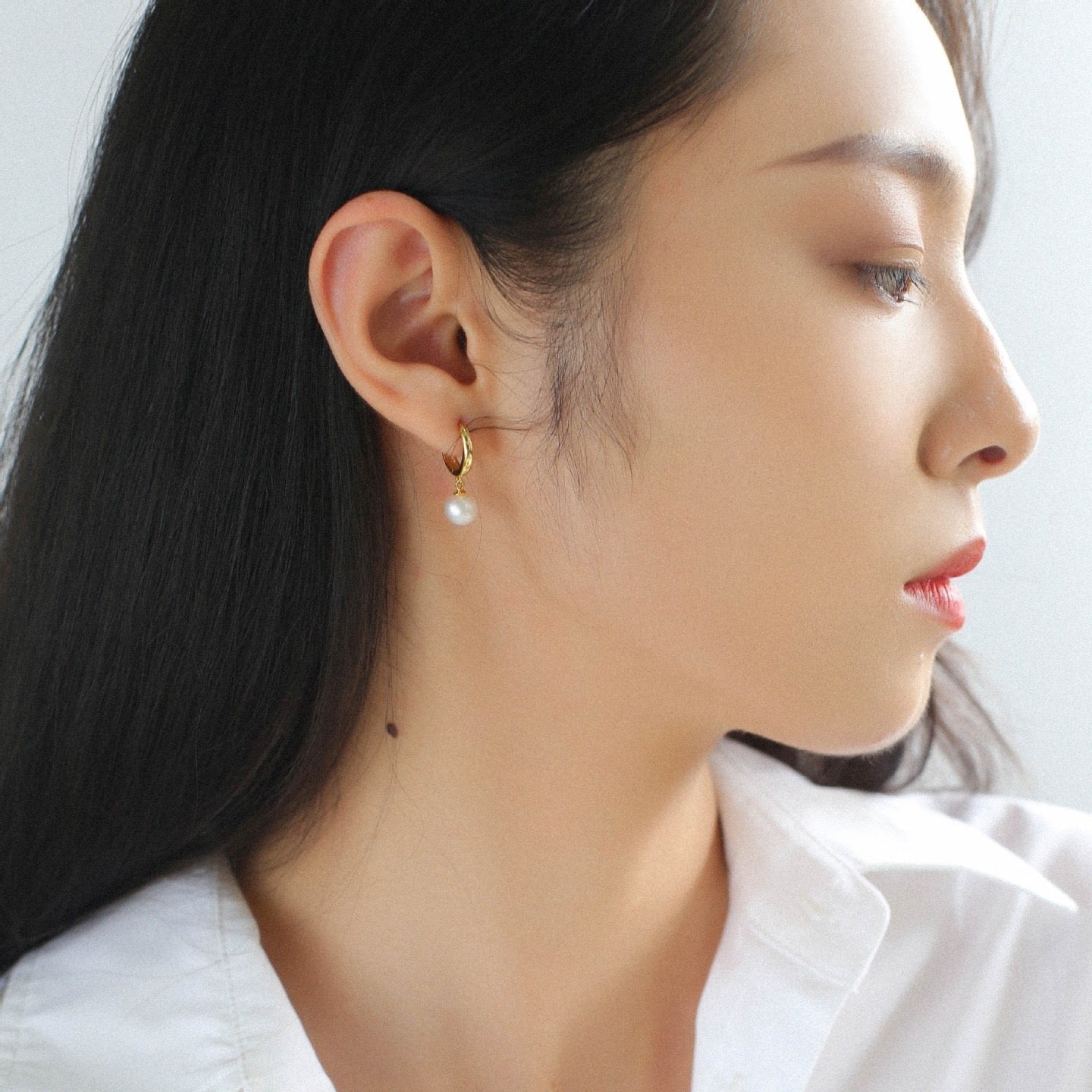 9-10mm Freshwater Pearl Drop Earrings