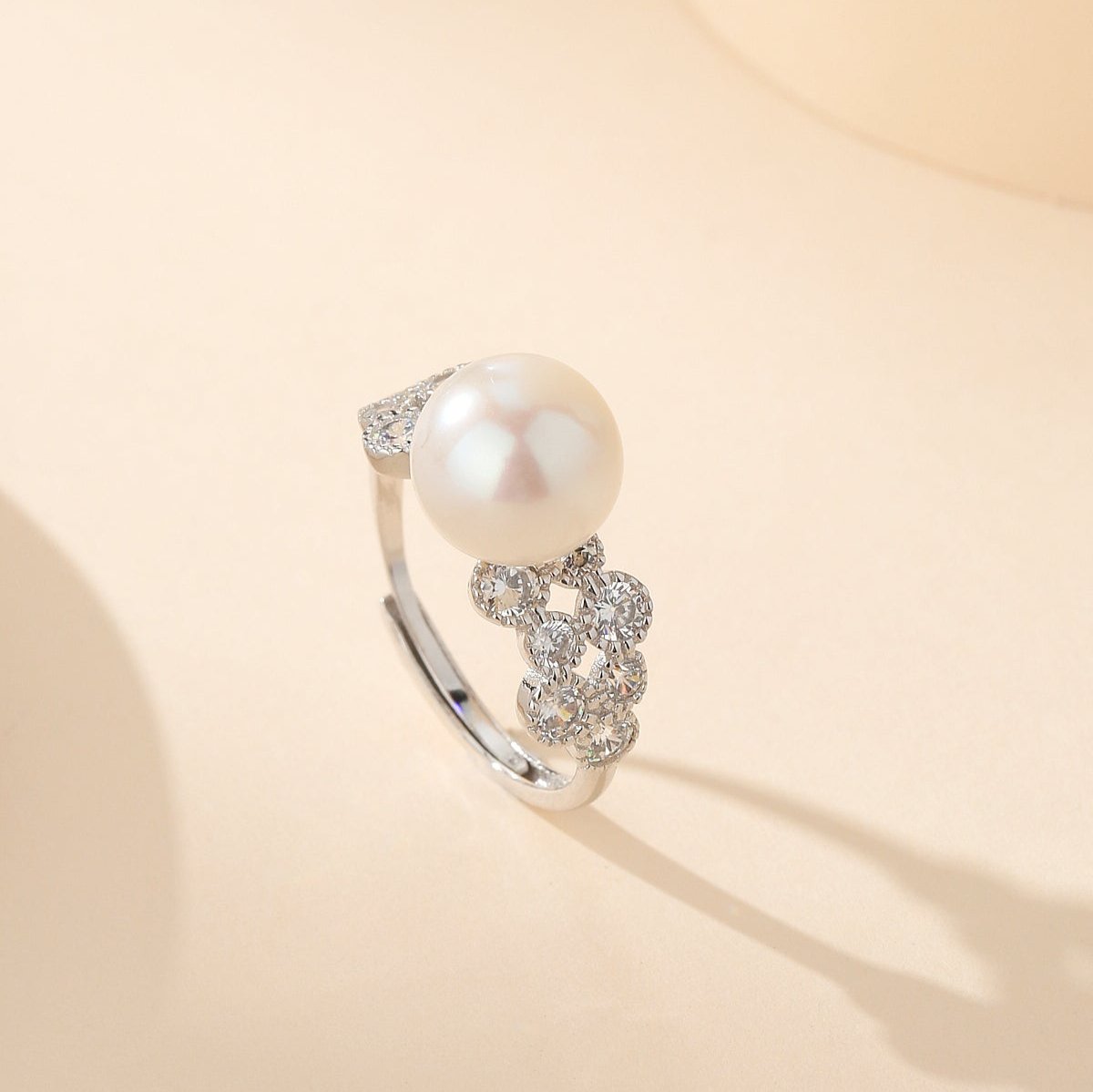 8-9mm Freshwater Pearl & Gloria CZ Ring