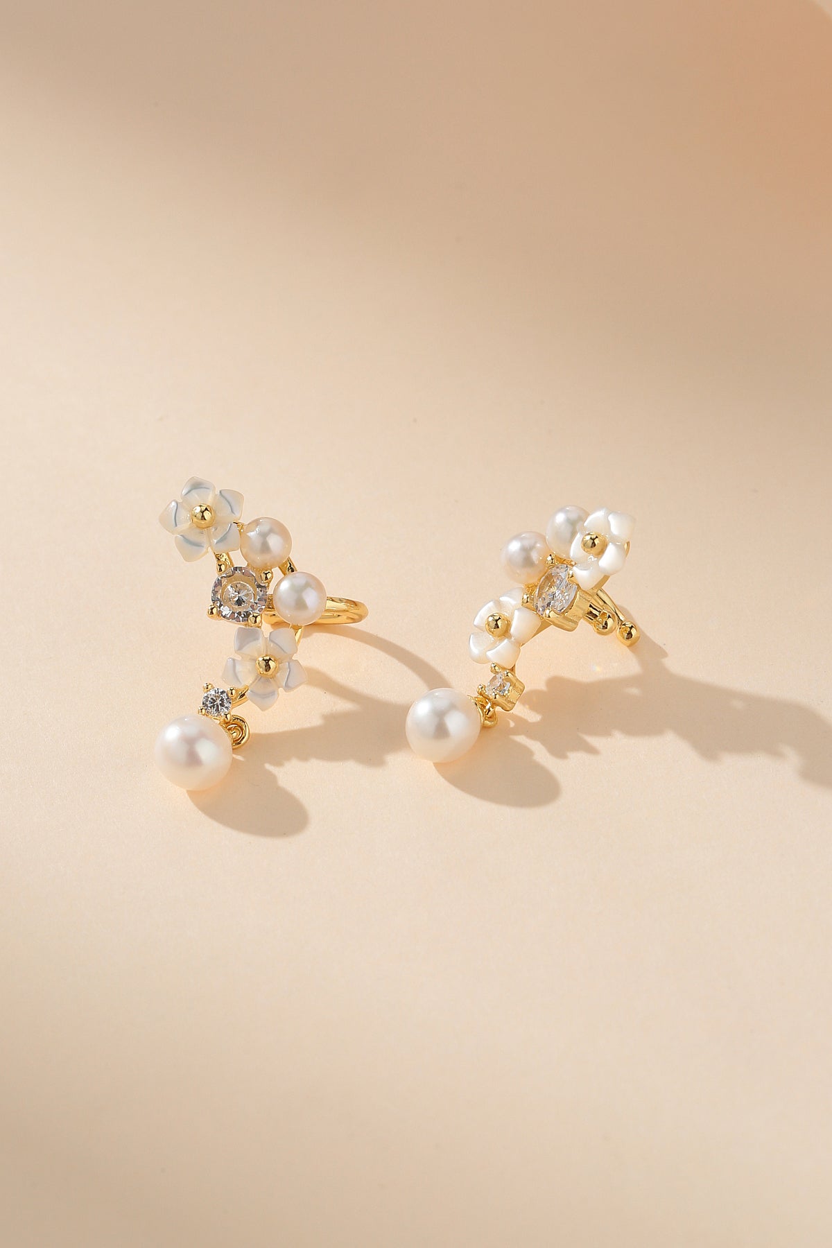 Cubic Zirconia Freshwater Pearls Ear Clip Earrings