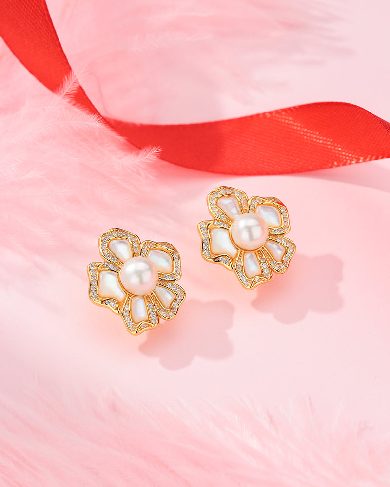 White Shell Flower Freshwater Pearl Earrings