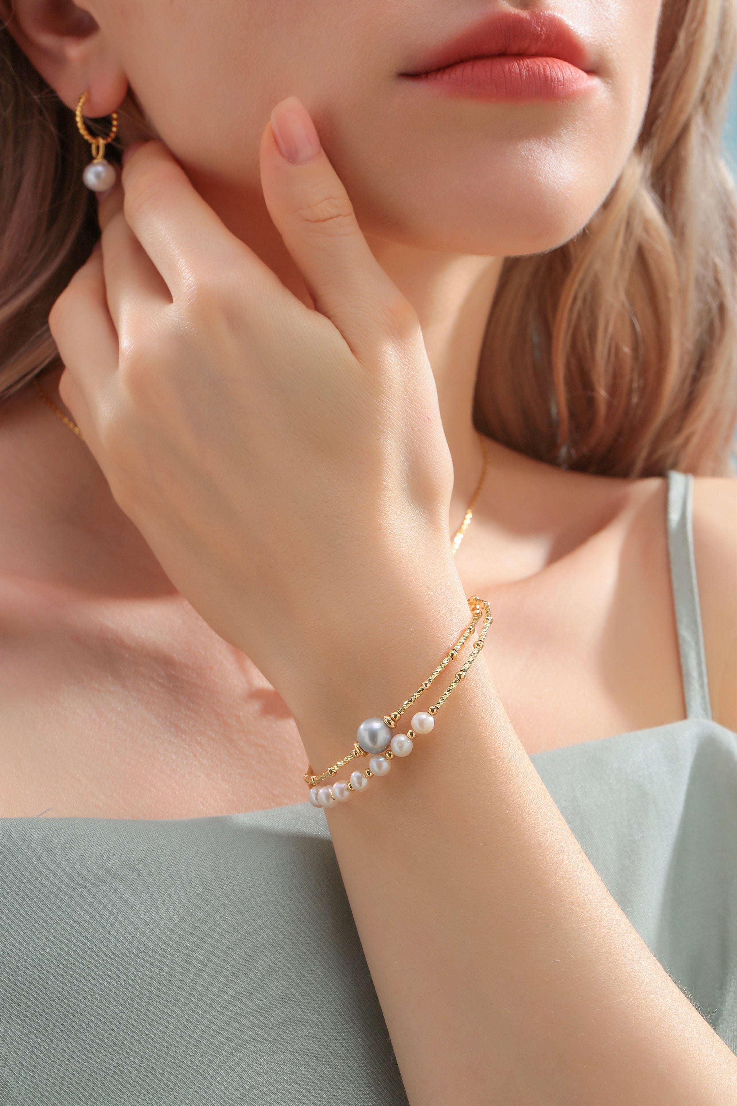 Dual-Layer Gold Beaded Grey Freshwater Pearl Bracelet