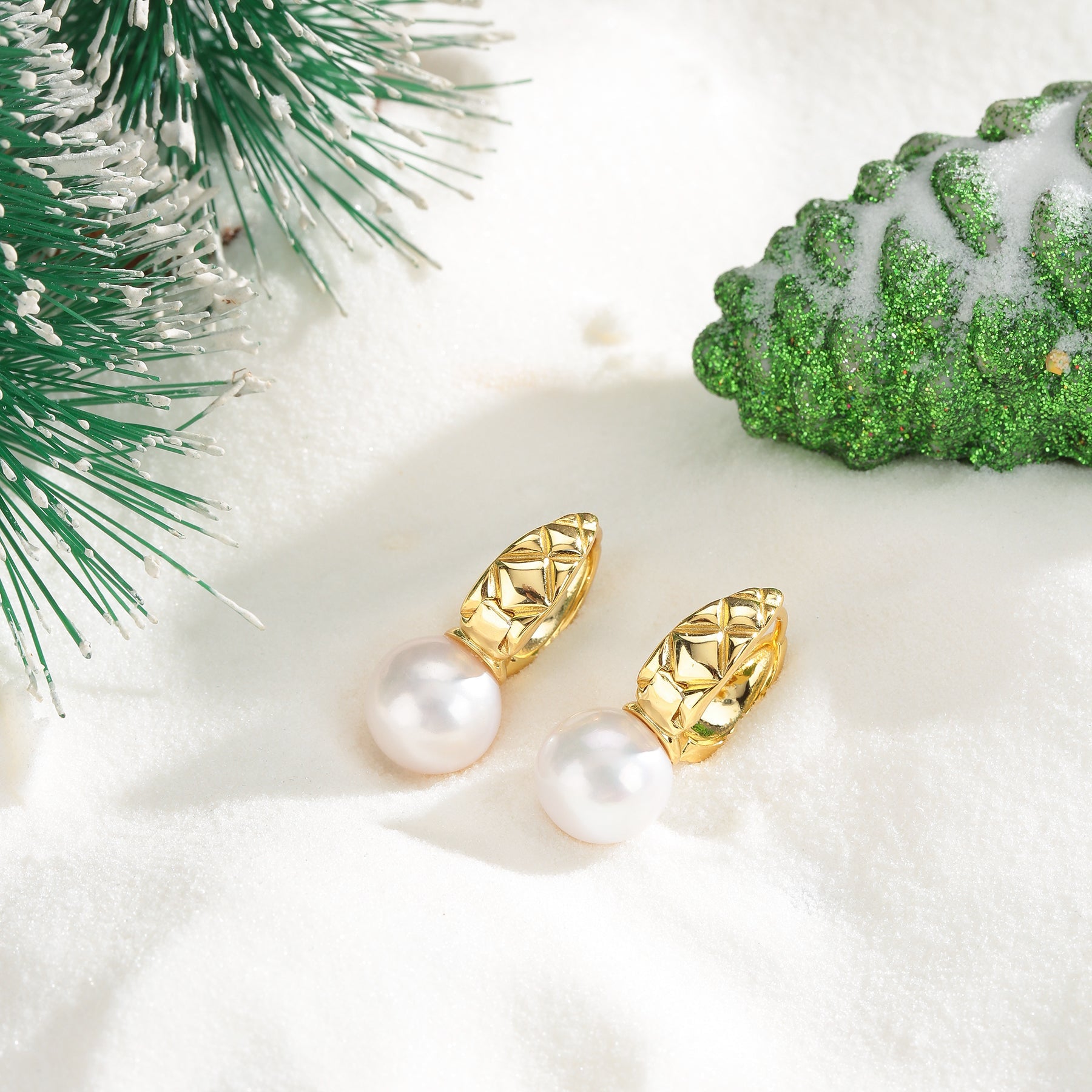 10-11mm Freshwater Pearl Thick Hoop Earrings