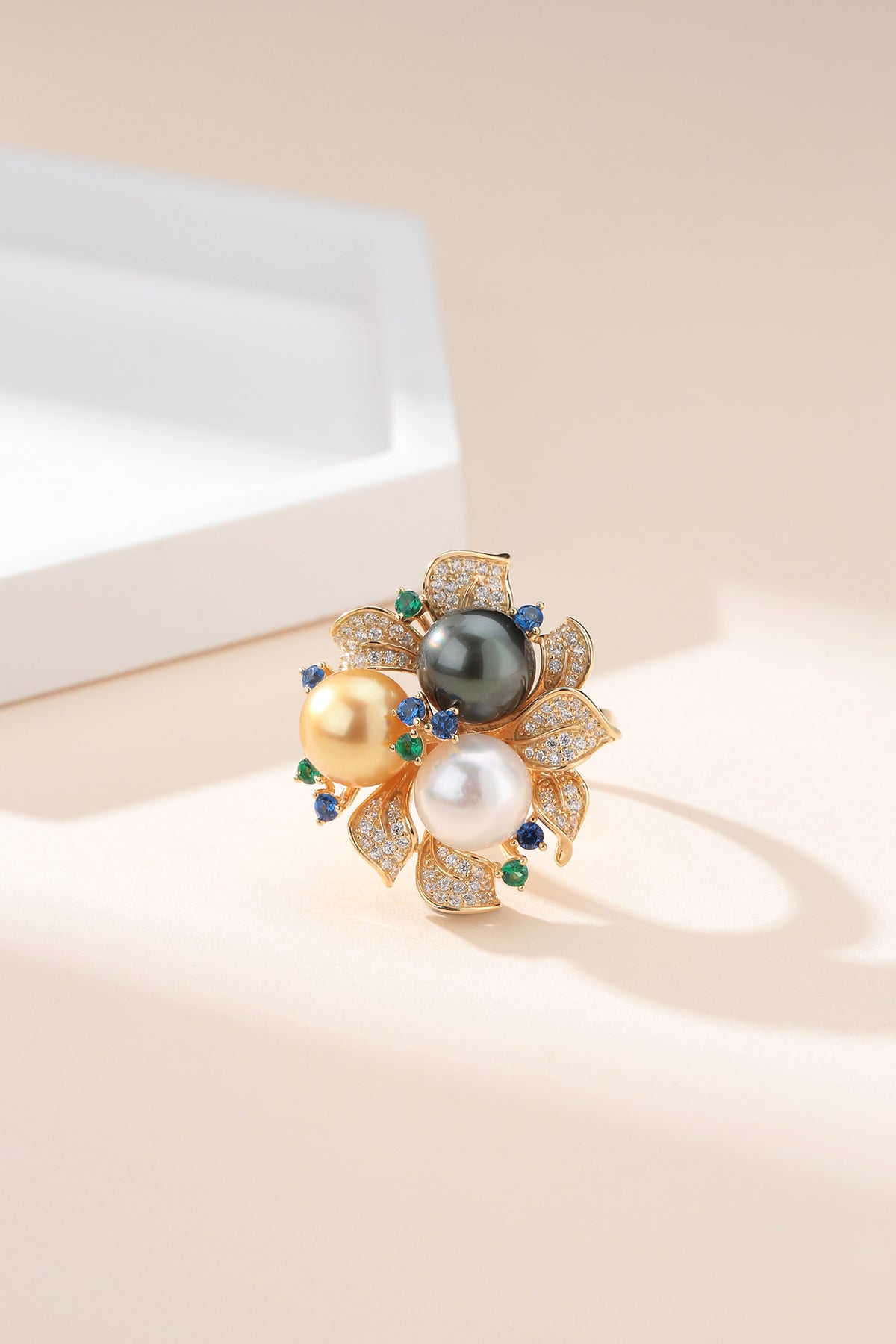 Three Color Pearl Floral Ring