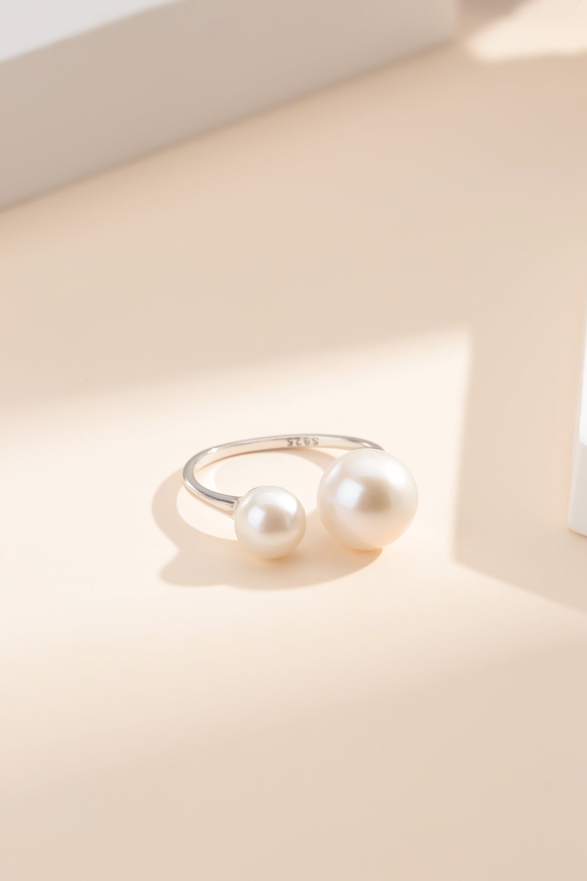 Dual Pearls Ring