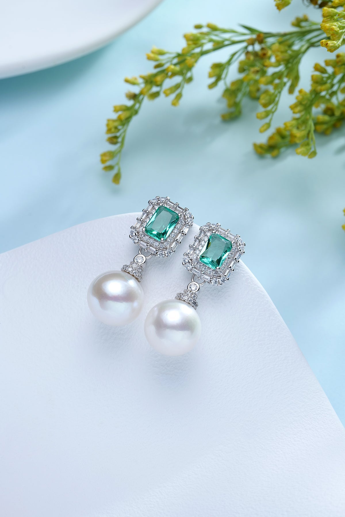 10-11mm Pearl Green Zirconia Earrings