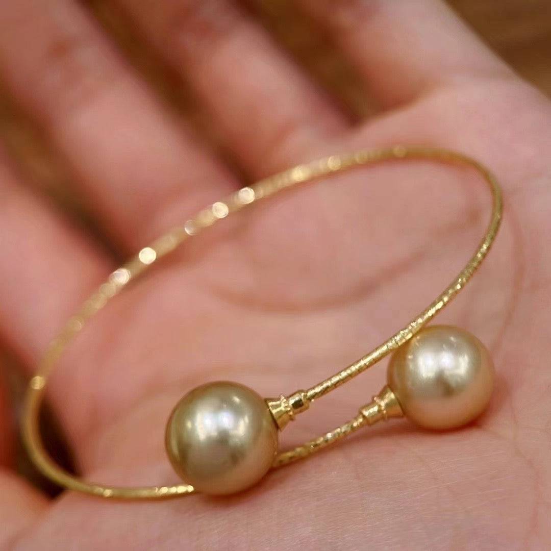 10-11mm Golden South Sea Pearl Bangle Bracelet in 18k Gold