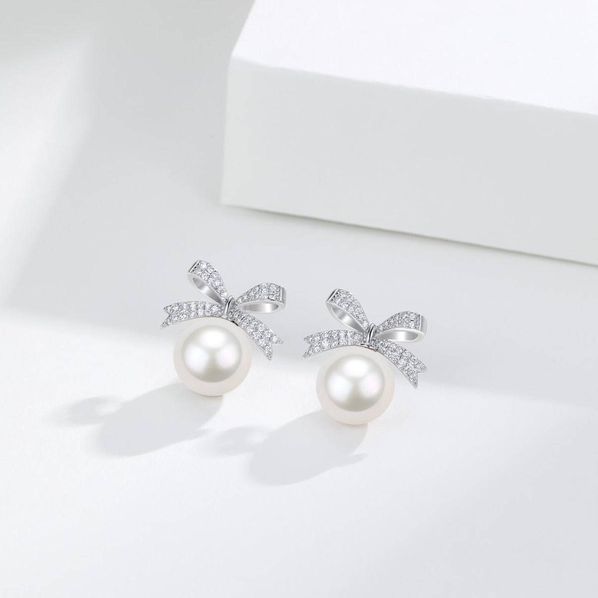 10-11mm Freshwater Pearl CZ Bowknot Earrings