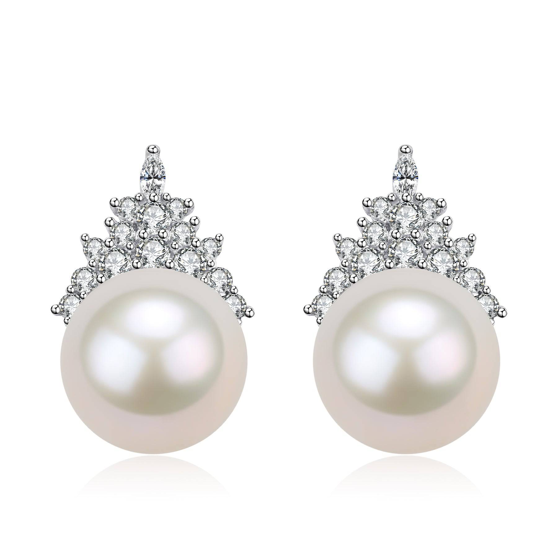 10-11mm Freshwater Pearl & Queen Earrings