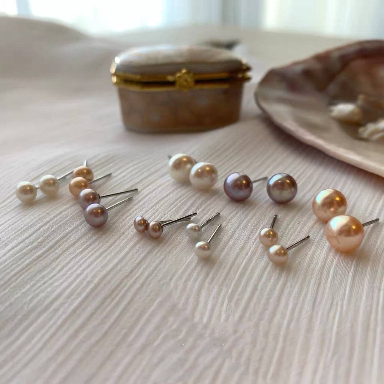 7-8mm Classic Button Freshwater Pearl Stud Earrings