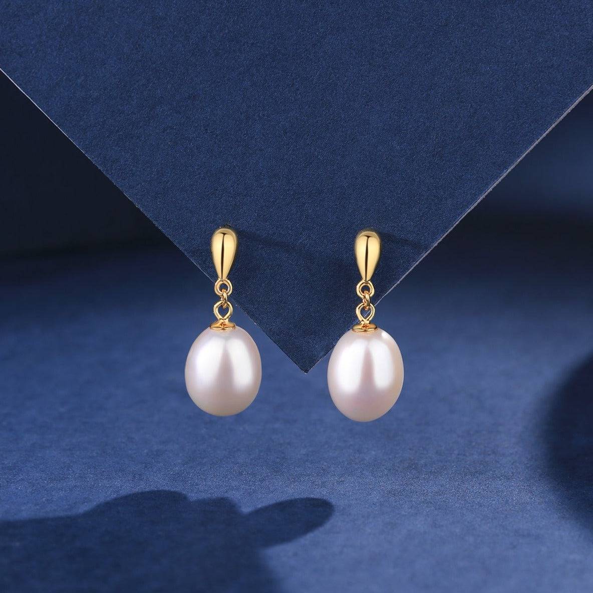 8.5-9.5mm Classic Drop-shaped Freshwater Pearl Earrings