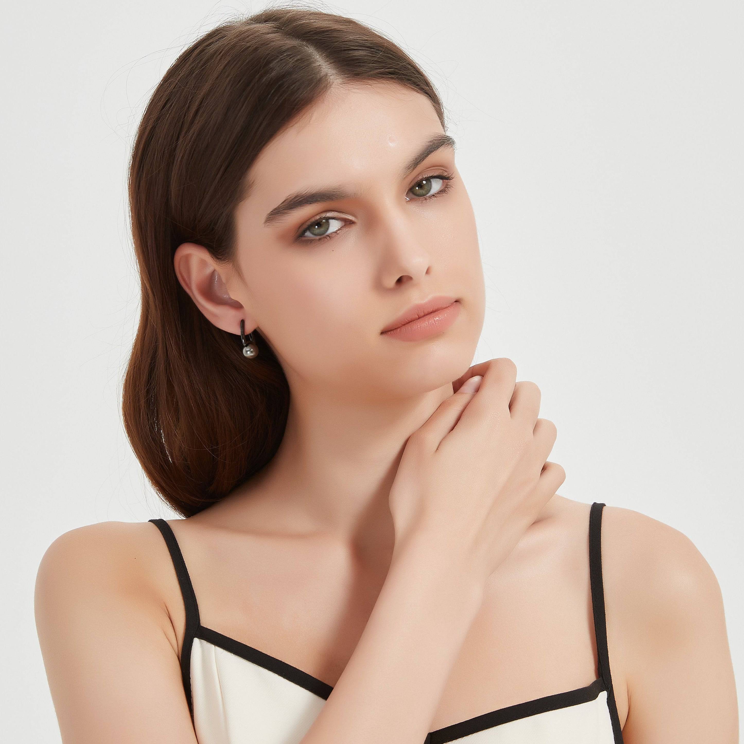 9-10mm Tahitian Pearl & Noir Elegance Barrel Earrings