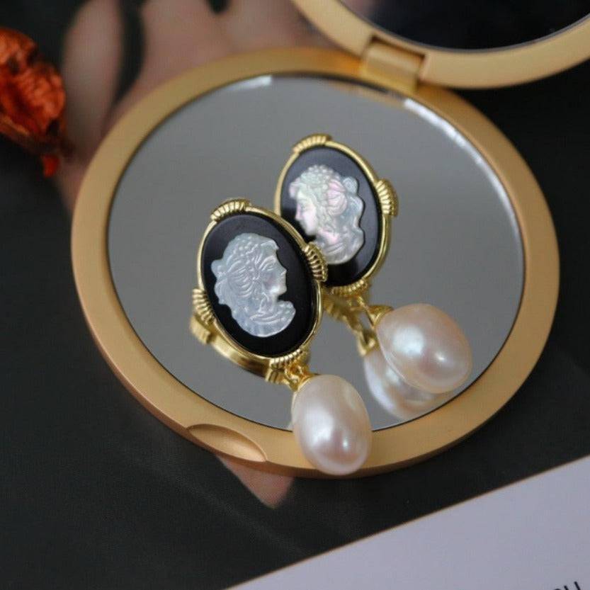 Beauty Cameo Freshwater Pearls Earrings