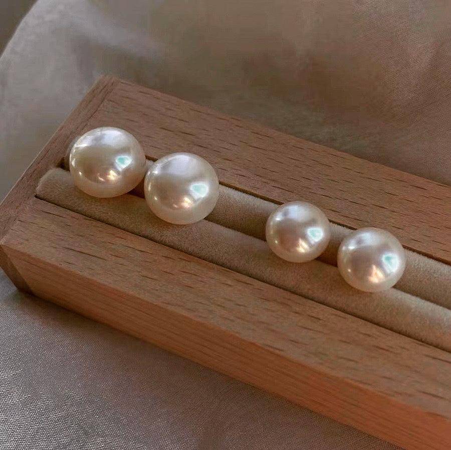 Black Button Freshwater Pearl Stud Earrings