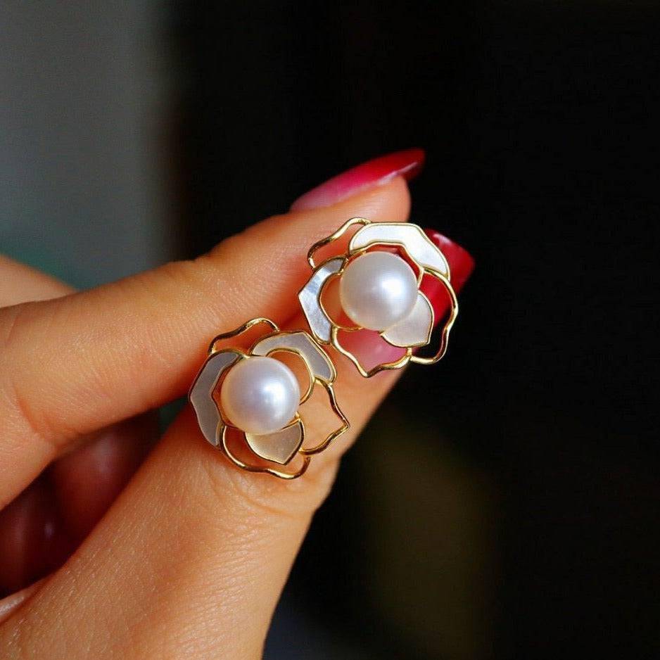 Rose White Mother of Pearls Earrings Gold Vermeil