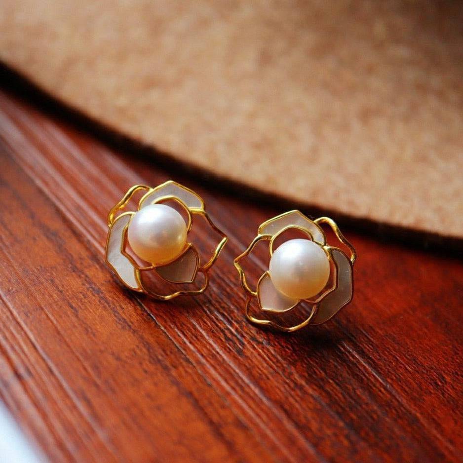 Rose White Mother of Pearls Earrings Gold Vermeil