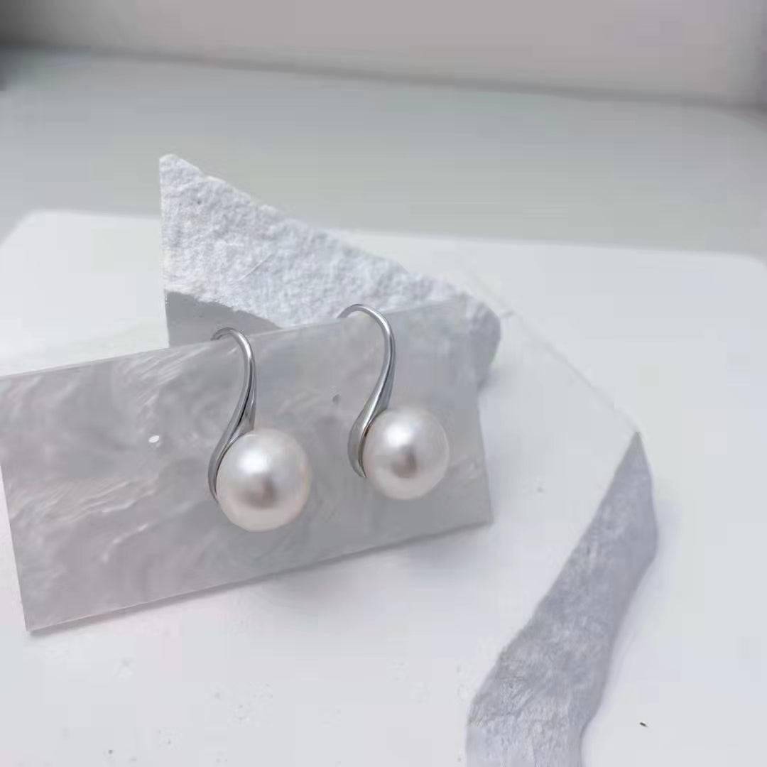 Classic Button Freshwater Pearl Classic Hook Earrings