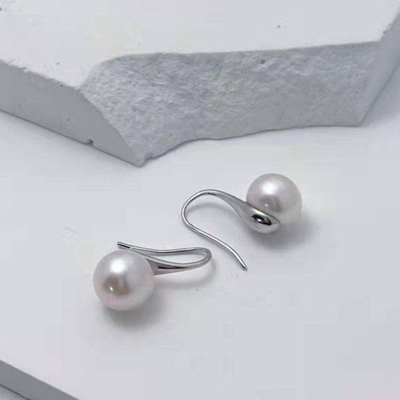 Classic Button Freshwater Pearl Classic Hook Earrings