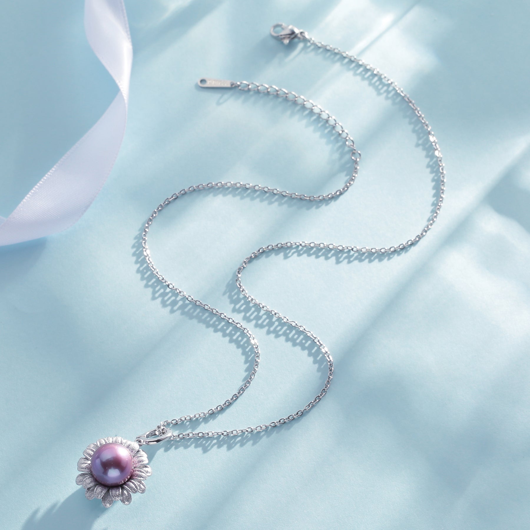 11-12mm Purple Freshwater Pearl Daisy Pendant Necklace