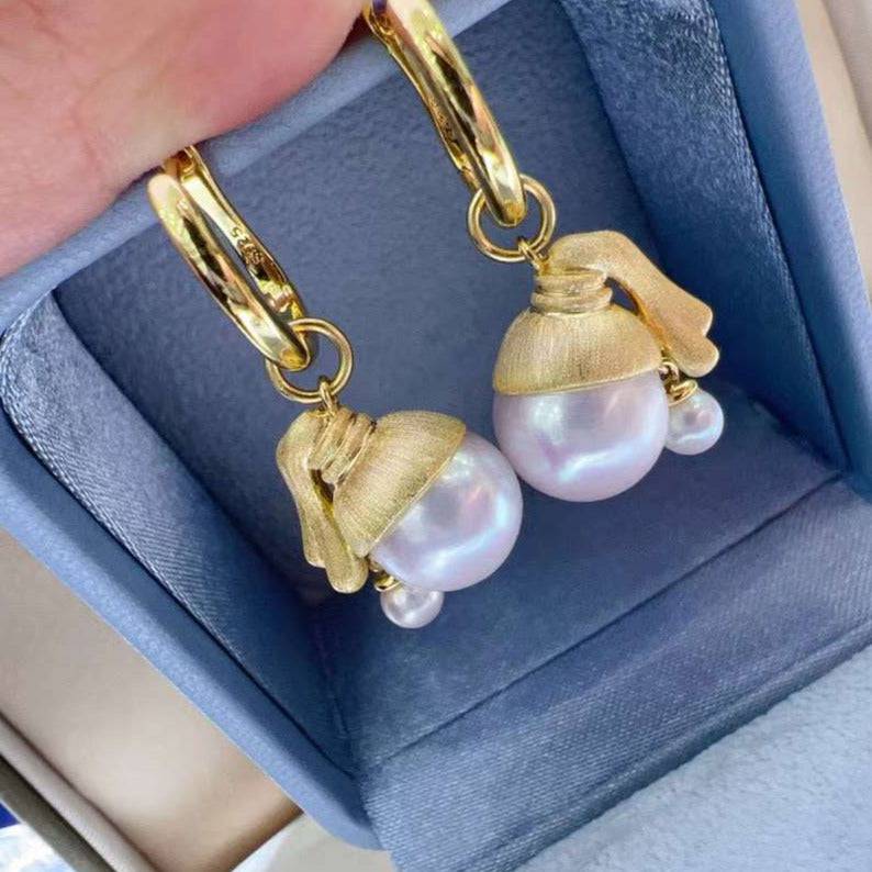 11-12mm Freshwater Pearl "Girl Pendant" Necklace