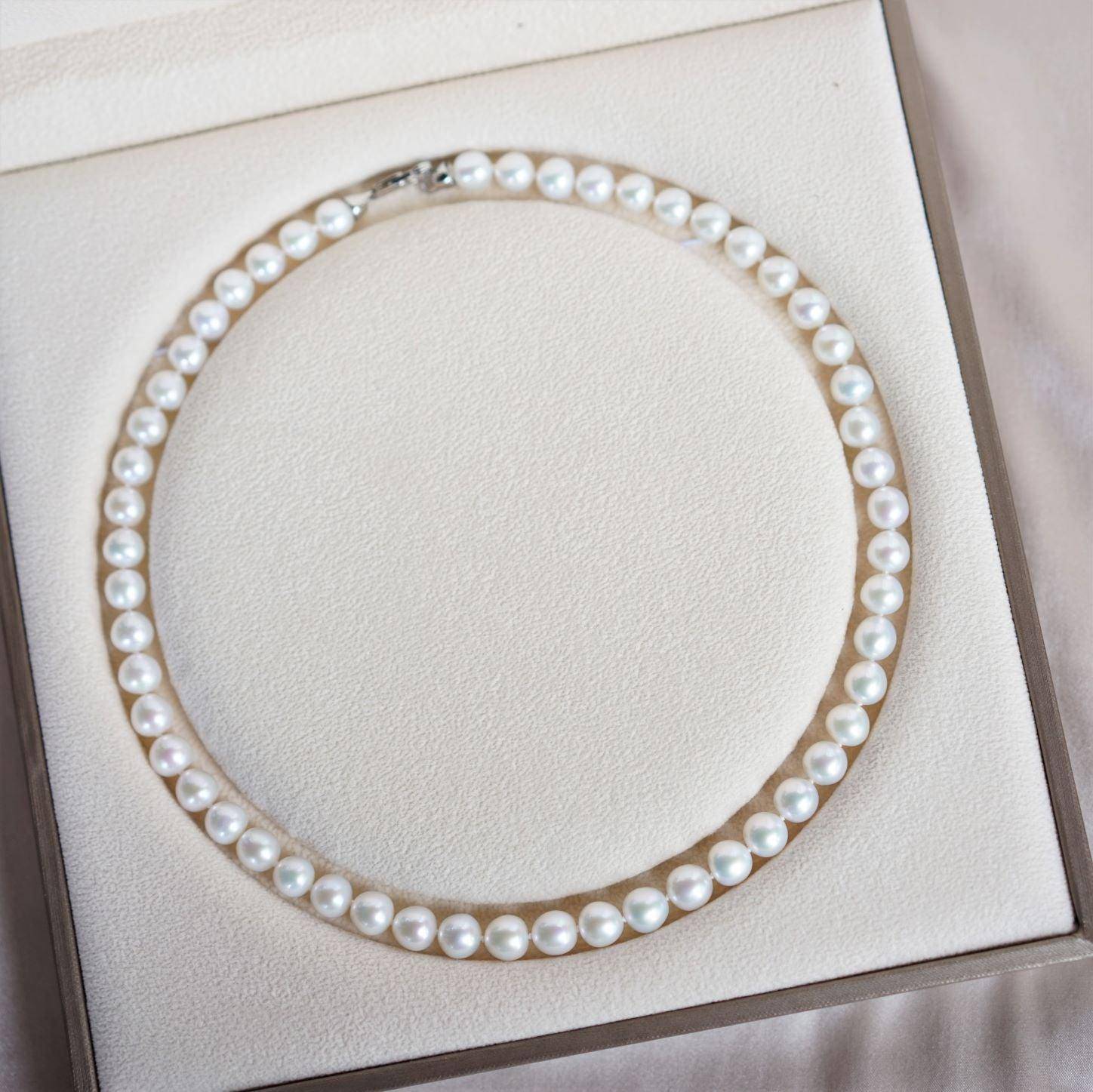 8-9mm AAA Chinese White Akoya Cultured Pearl Necklace