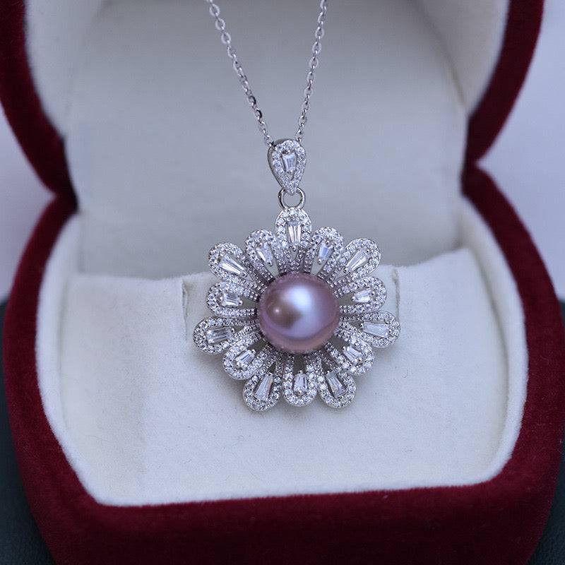 9-10mm Freshwater Pearl Floral Pendant