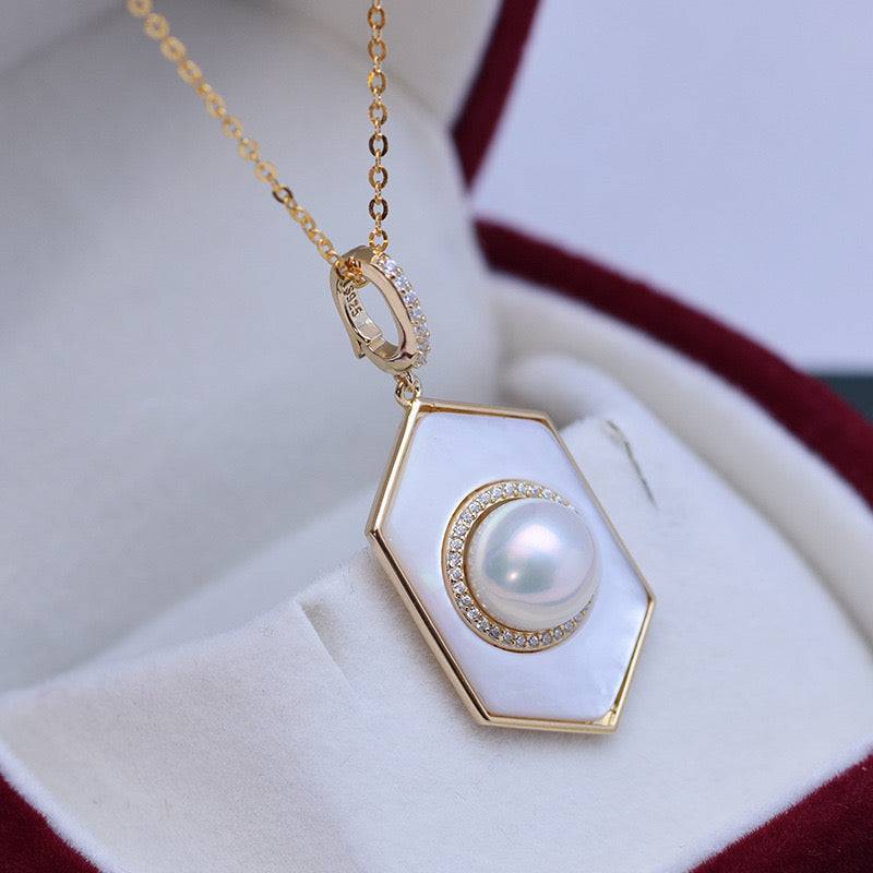 8-9mm Freshwater Pearl & Rhombus Mother Of Pearls  Necklace