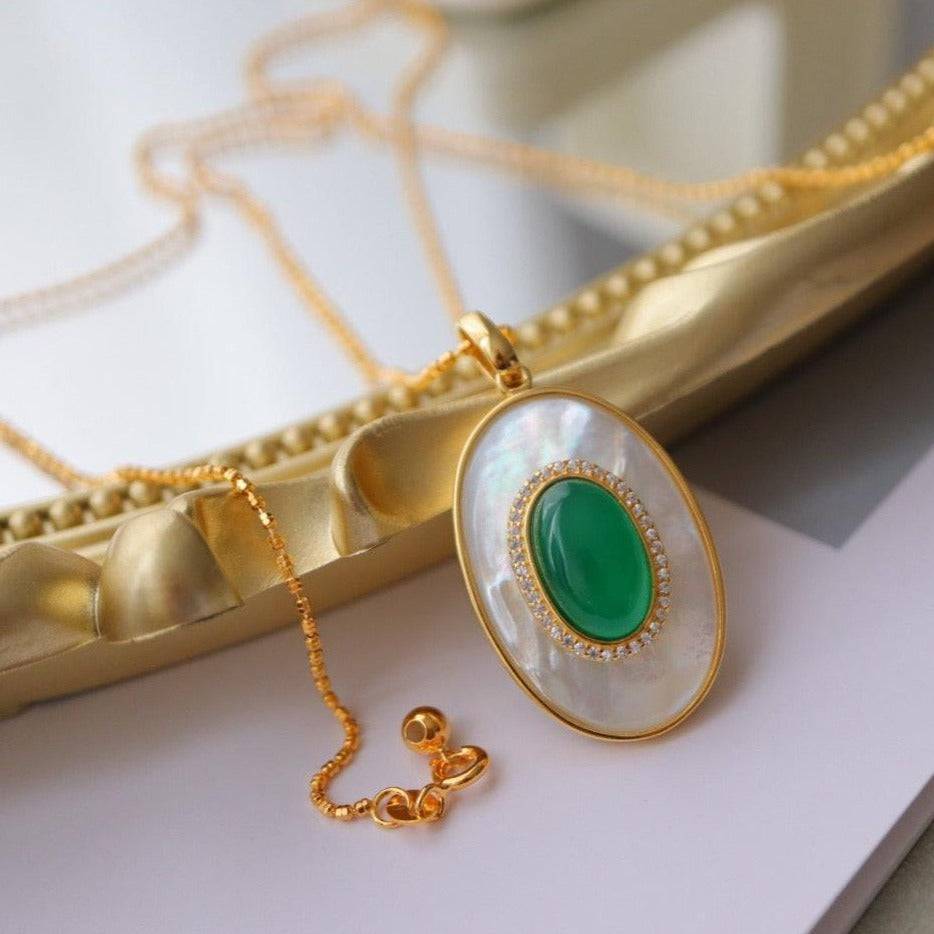 Green Onyx Mother of Pearls Pendant Necklace Gold Vermeil