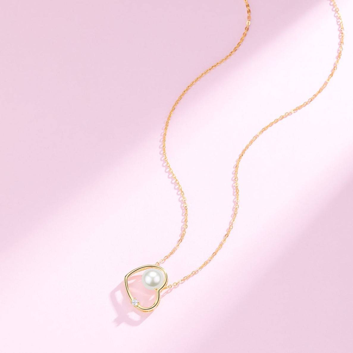 Heart Pendant with Freshwater Pearl Necklace