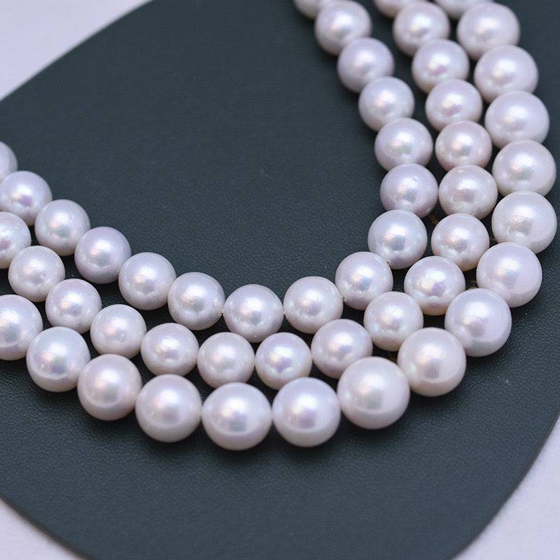 Large White Freshwater Pearl Graduated Strand Necklace