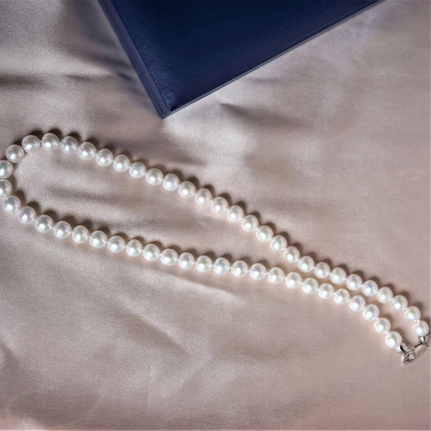 8-9mm AAA Chinese White Akoya Cultured Pearl Necklace