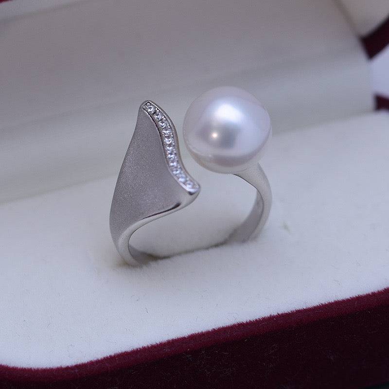 10-11mm Freshwater Pearl Mermaid Ring