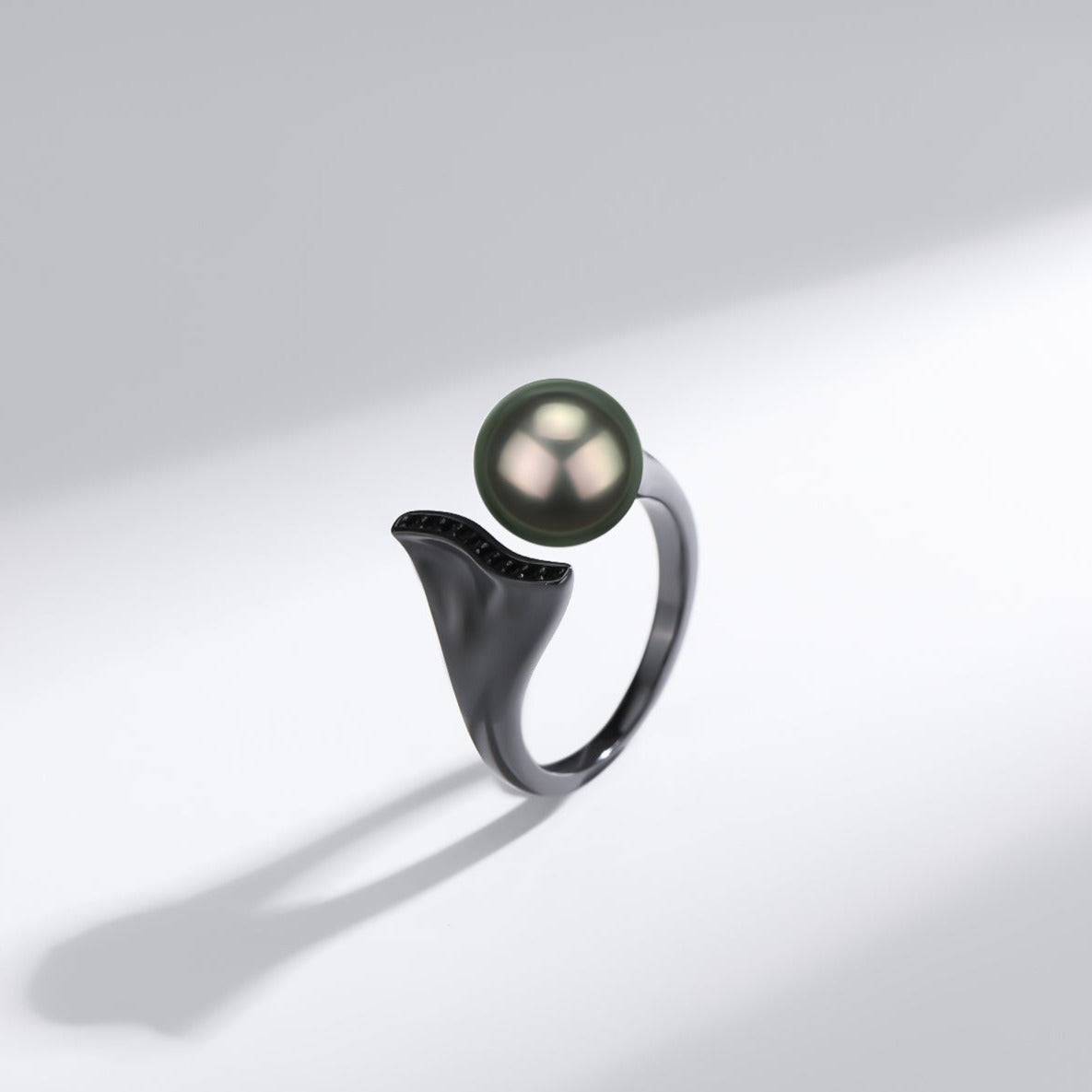 10-11mm Tahitian Black Pearl & Black Mermaid Ring