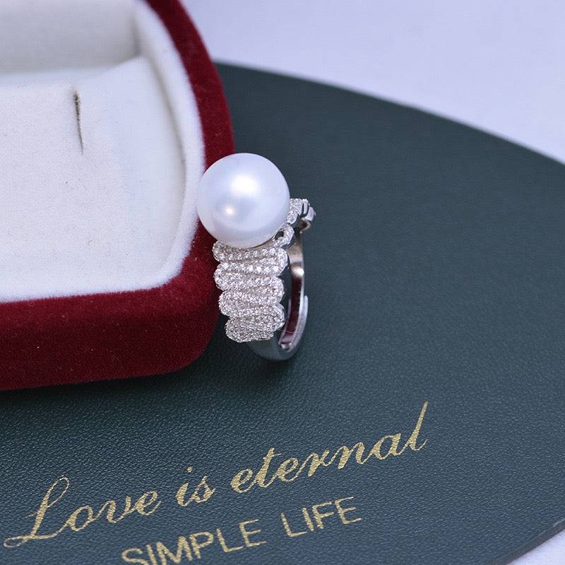 11-12mm Freshwater Pearl & Liz CZ Wide Ring