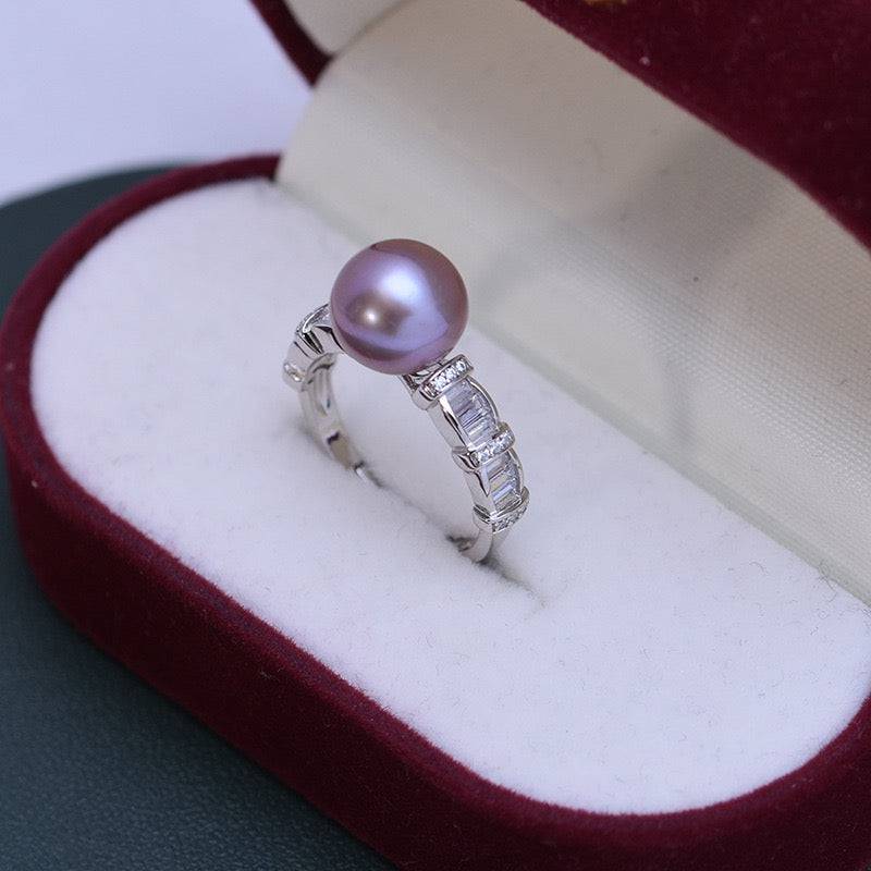 9-10mm Freshwater Pearl & Amanda Ring