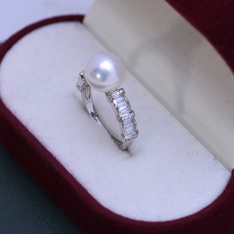 9-10mm Freshwater Pearl & Amanda Ring