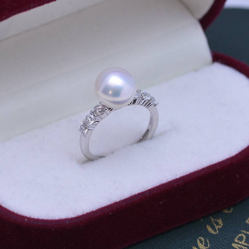 9-10mm Freshwater Pearl & Shine CZ Ring