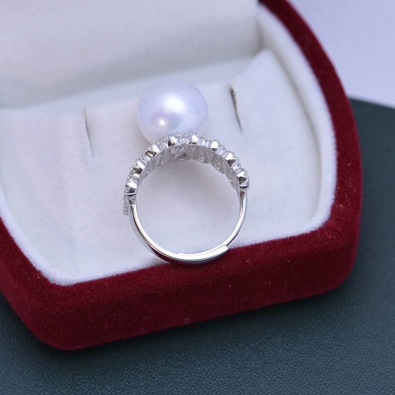 11-12mm Freshwater Pearl & Liz CZ Wide Ring